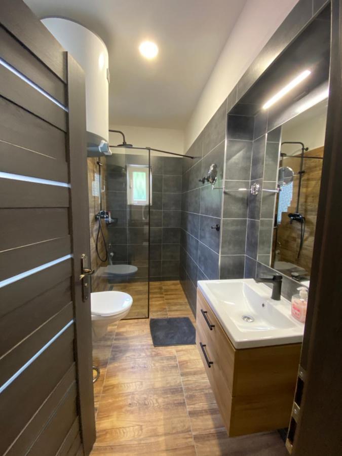 Apartmány U Viaduktu 46 Ústí nad Labem Esterno foto